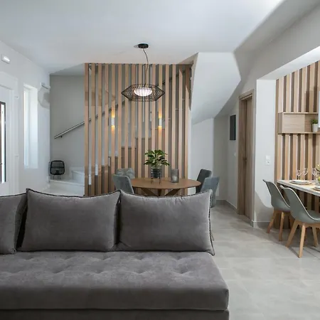 Villa Limosa Luxury Residences *